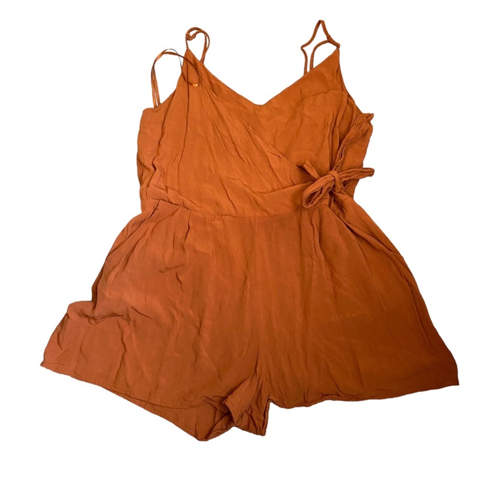 🌟🔥 BOGO Sale🔥🌟 one Clothing LA Rust Colored Romper Size L